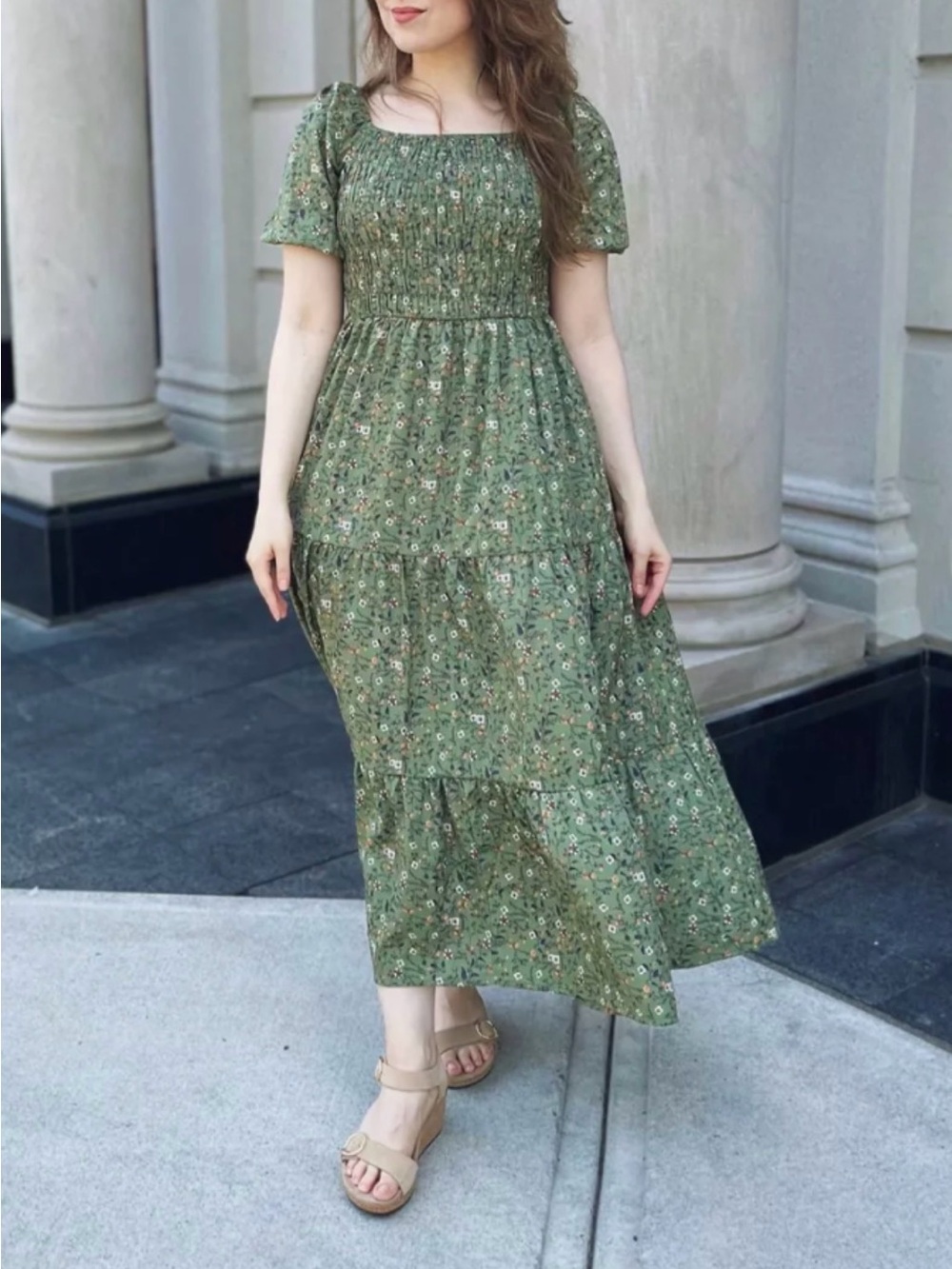 Boutique Green Sage Floral Midi Tiered Dress Lined Smocked Small